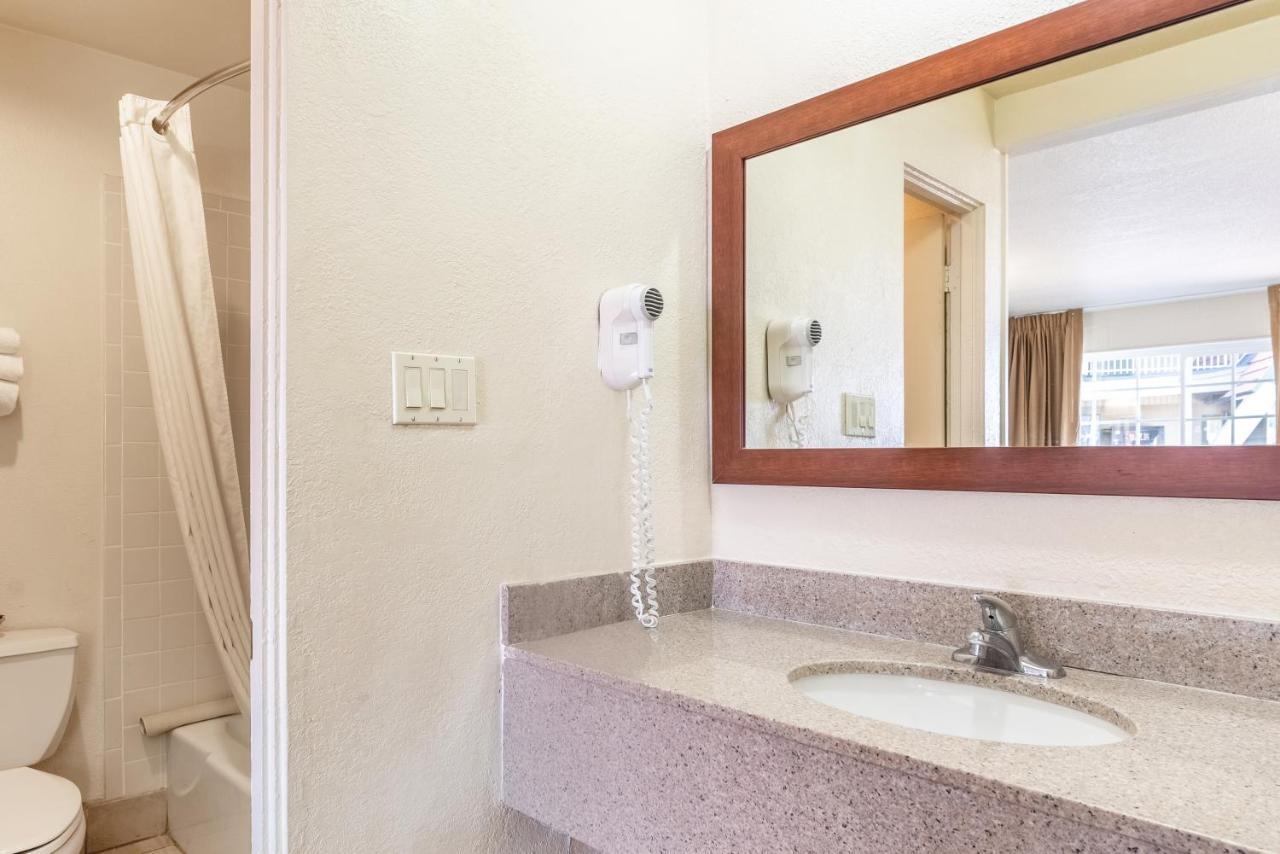 Americas Value And Motel